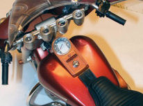 FItted gauges and tank on 1/6 Harley